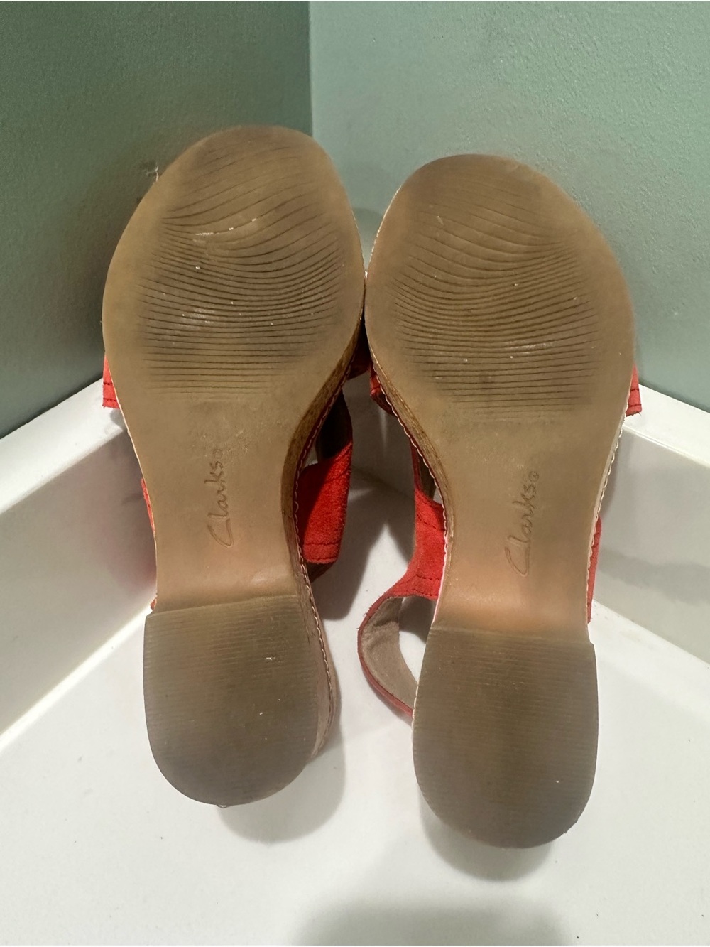 Clarks Womens Giselle Dove Wedge Sandals platform suede womens size 7M - Picture 9 of 10